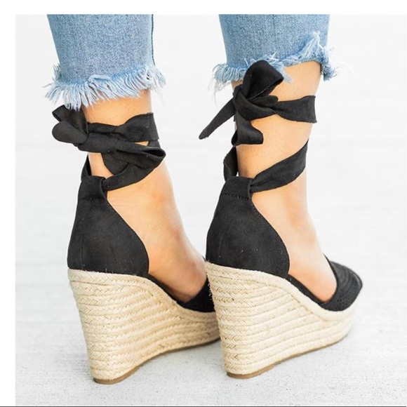 MOLLY- Perforated Espadrille Wedge - Picture 4 of 8